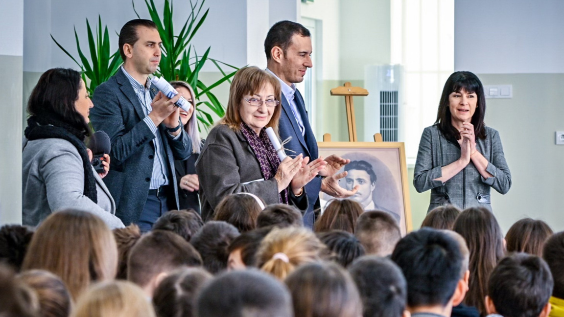 Кметът на София Васил Терзиев в 8-мо СУ "Васил Левски"