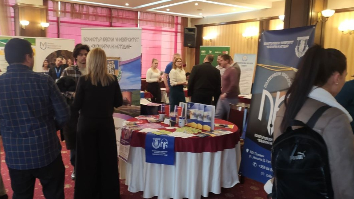 Голям интерес в Плевен към изложението "...