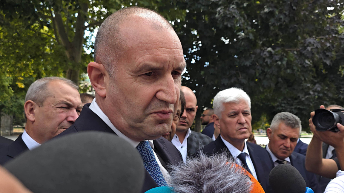 Радев: България готви протестна нота до Скопие заради Ива Михайлова