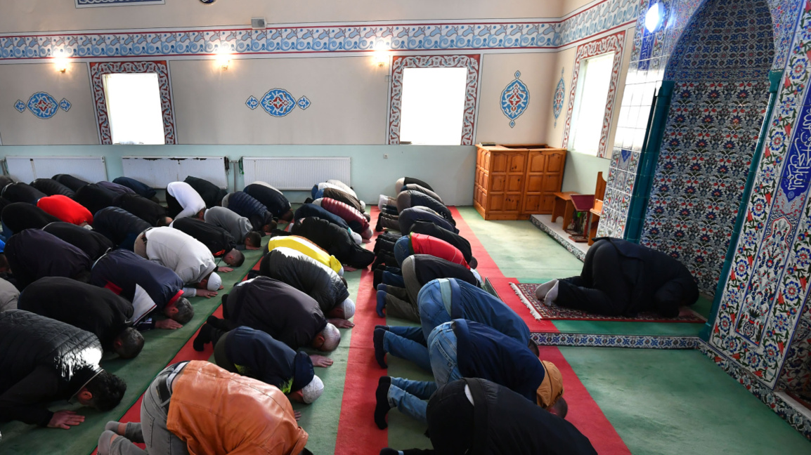 Cuma öğleden sonra...