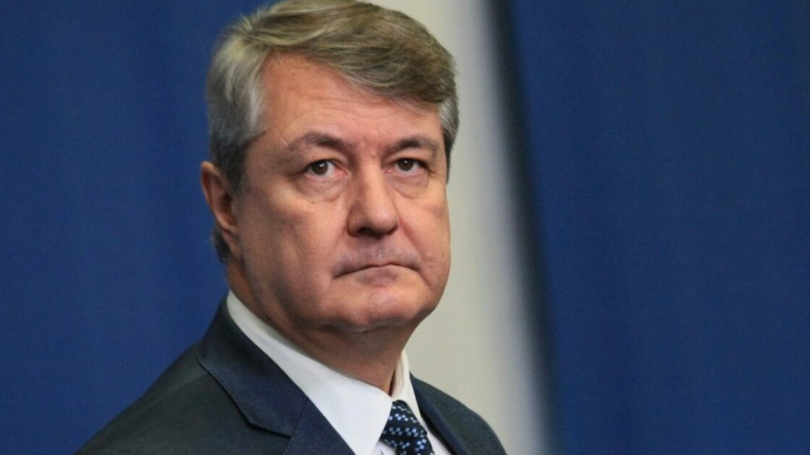 Вносният аржентински слънчоглед е по-мас...