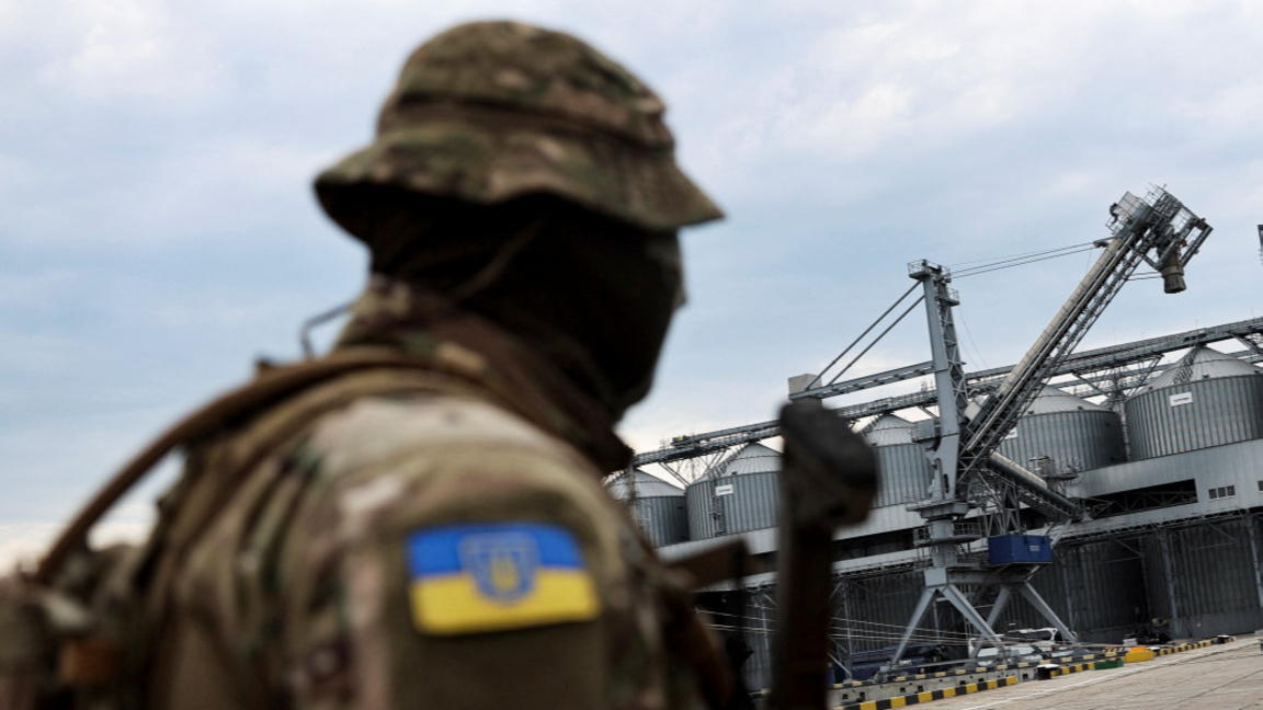 Шест жертви на руска атака срещу кораб с...