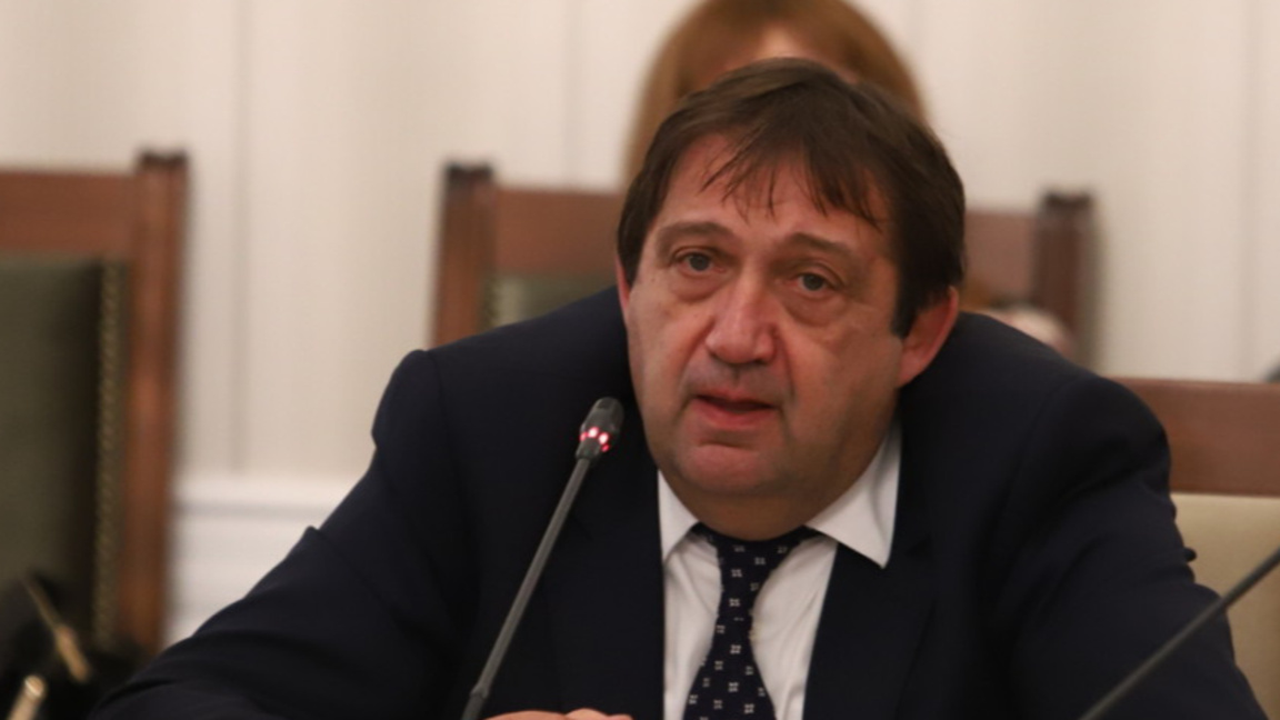 Министър Шишков ще инспектира участък от "Хемус"