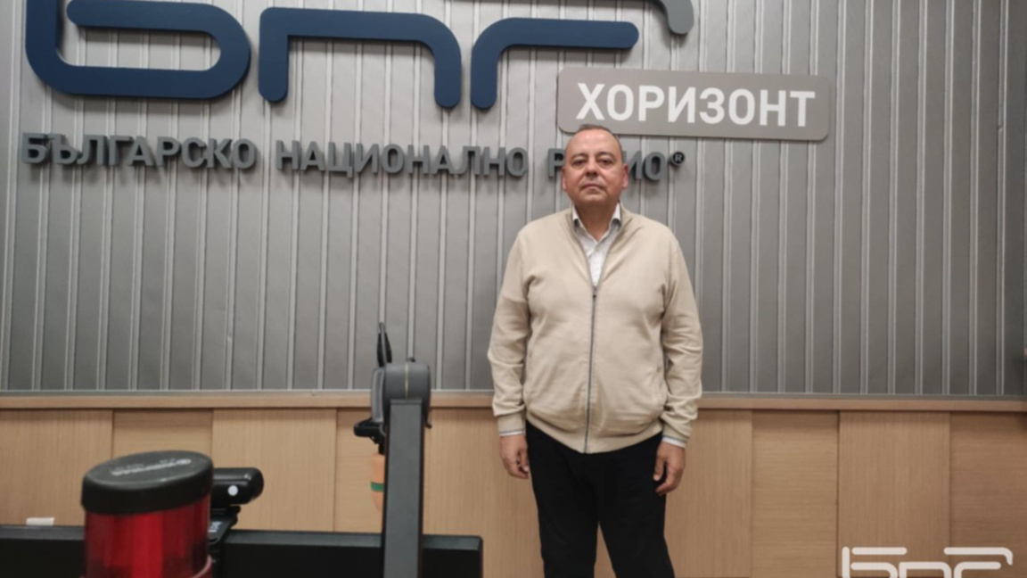 Росалин Наков