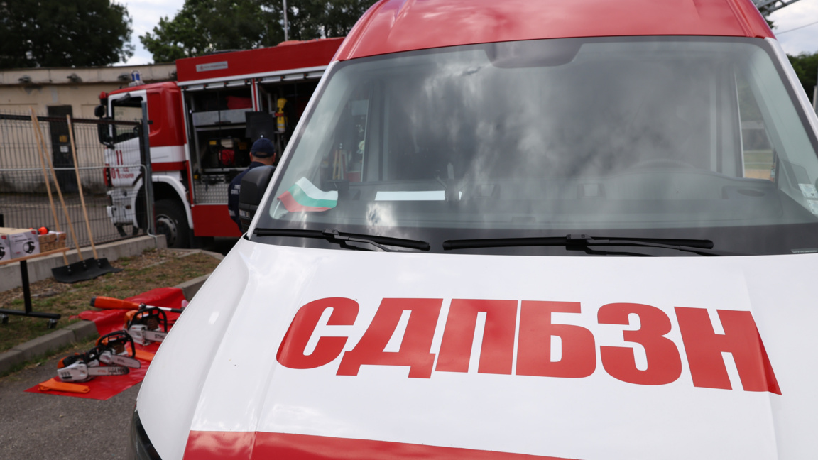 Пожари в различни части на страната, огнищата са овладени