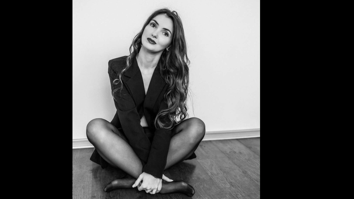 Преди 14 февруари: Защо една прическа мо...