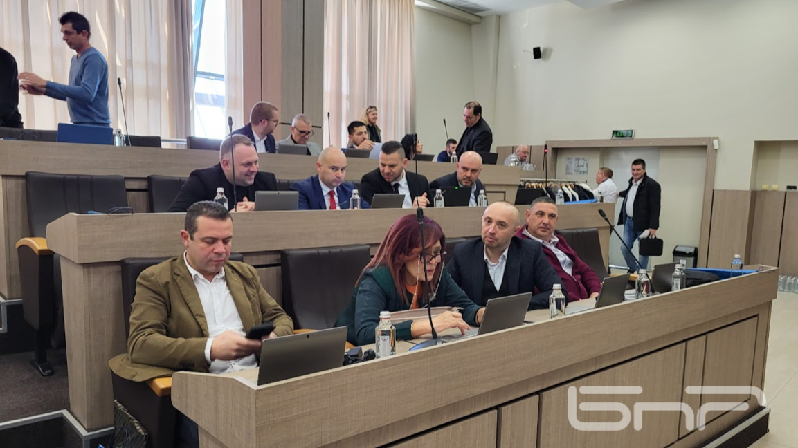 Решават дали пенсионерите в Бургас ще пътуват срещу 1 евро месечно