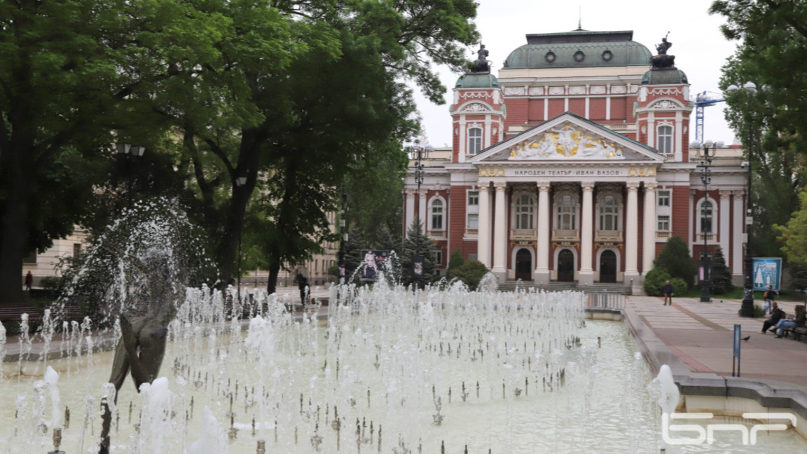 Спектакълът "О, ти която и да си..." за 50-и път в Народния театър