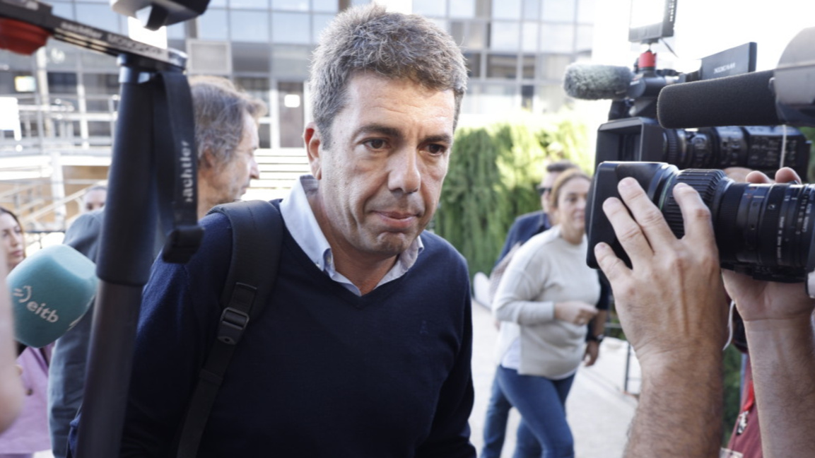 Карлос Масон може да бъде обвинен заради...