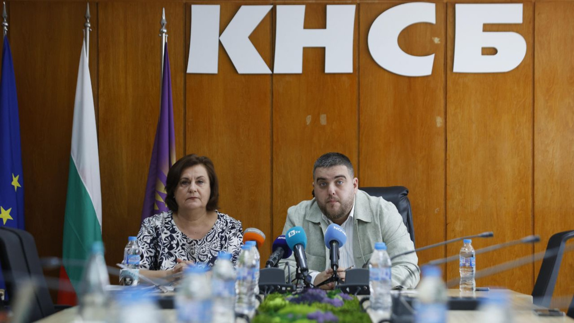 За издръжка на тричленно семейство е нуж...