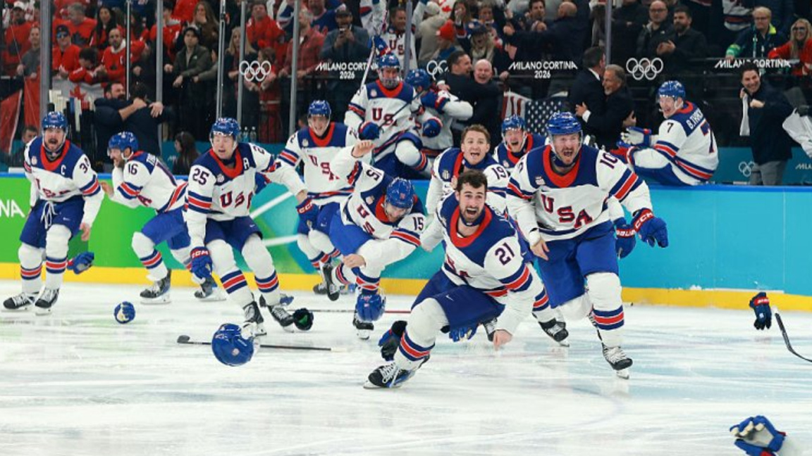 Националният отбор на САЩ спечели за трети път олимпийската титла по хокей на лед при мъжете