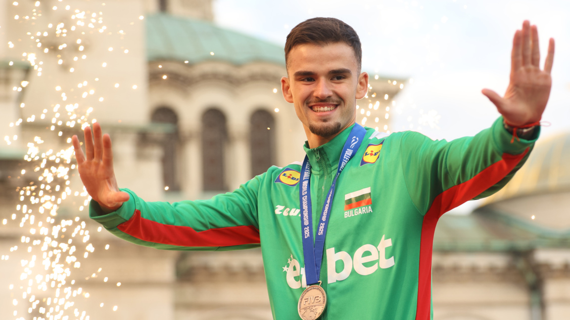 Волейболният национал Георги Татаров пре...