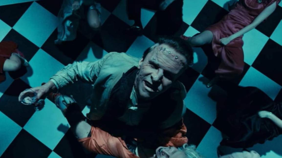 Крисчън Бейл в кадър от филма "Булката!"