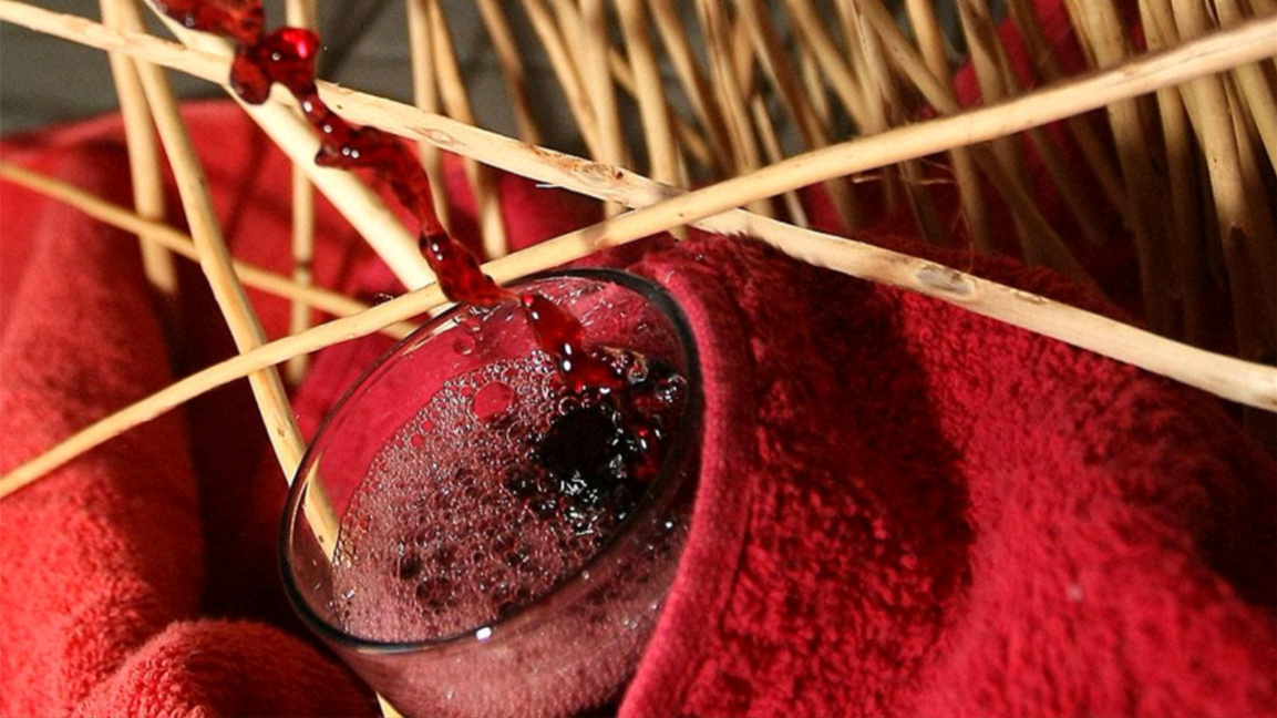 Вино пият петдесет юнака