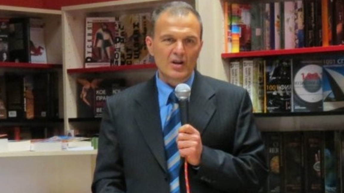 Светозар Гледачев