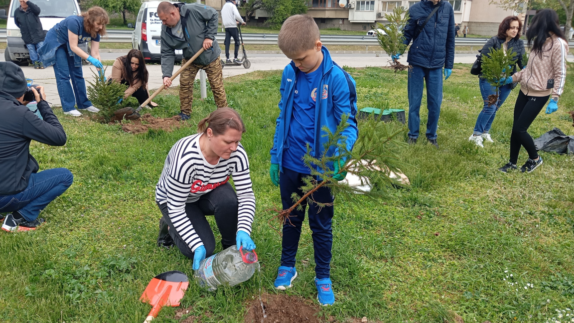 Монтана отбеляза Деня на Земята със зале...