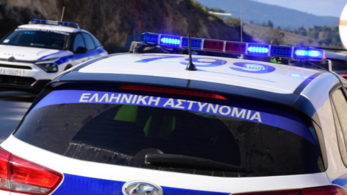 Гръцката полиция разби група за телефонни измами с изкуствен интелект