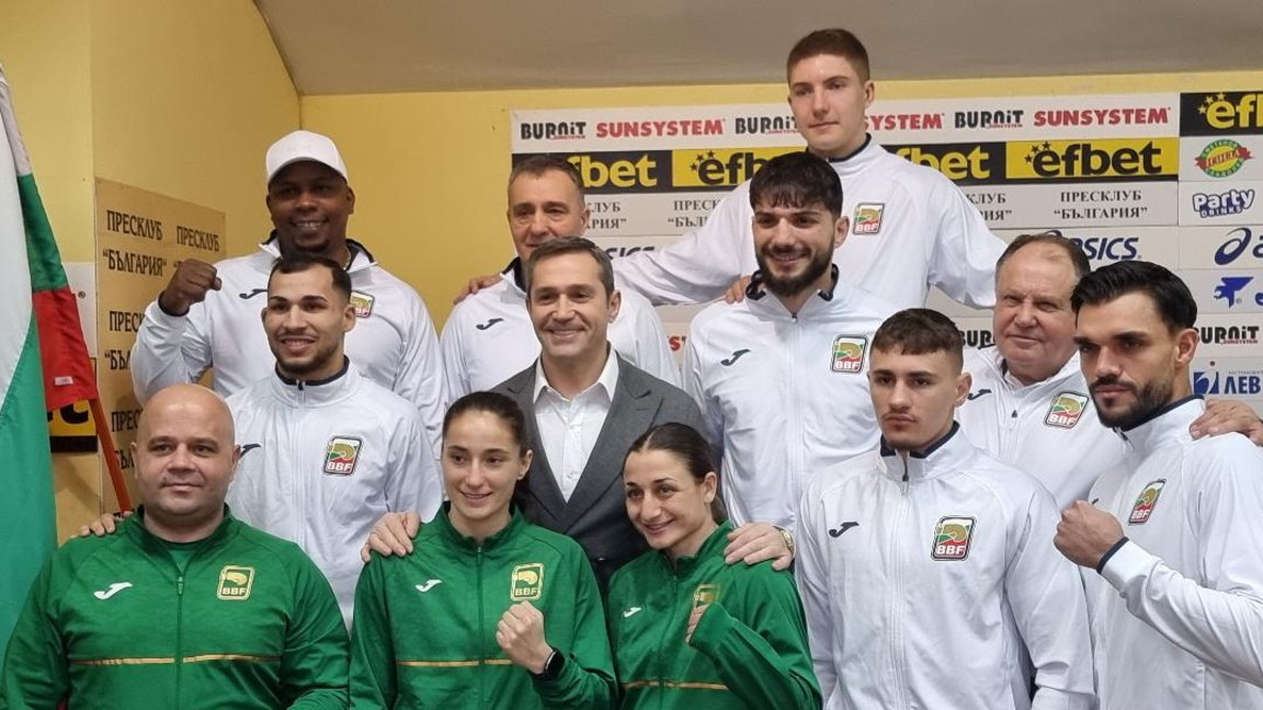 Боксьори от 35 нации ще се състезават на...