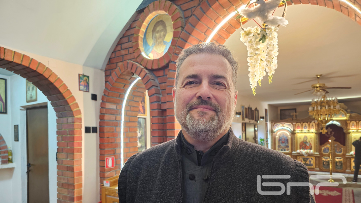 Отец Иван от Сливенската епархия