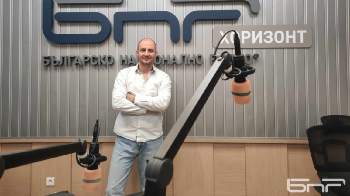 Никола Николов, астролог: Какво означава...