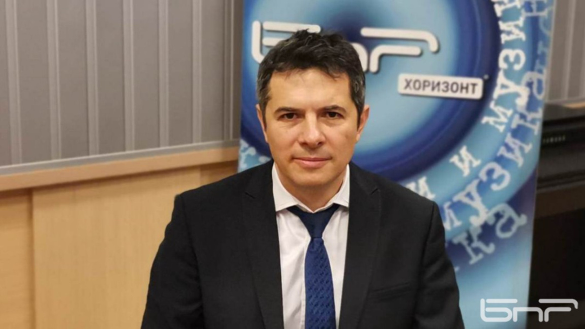 Какво ни казва докладът на службите за с...